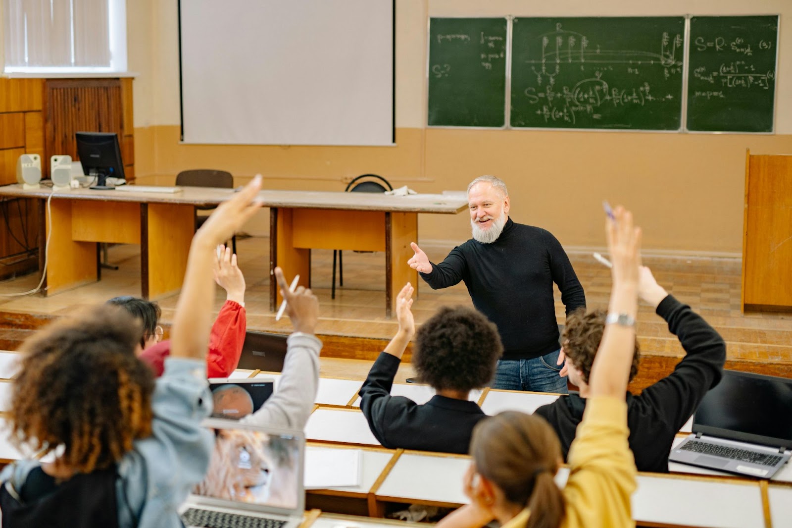 Understanding full-time and part-time study